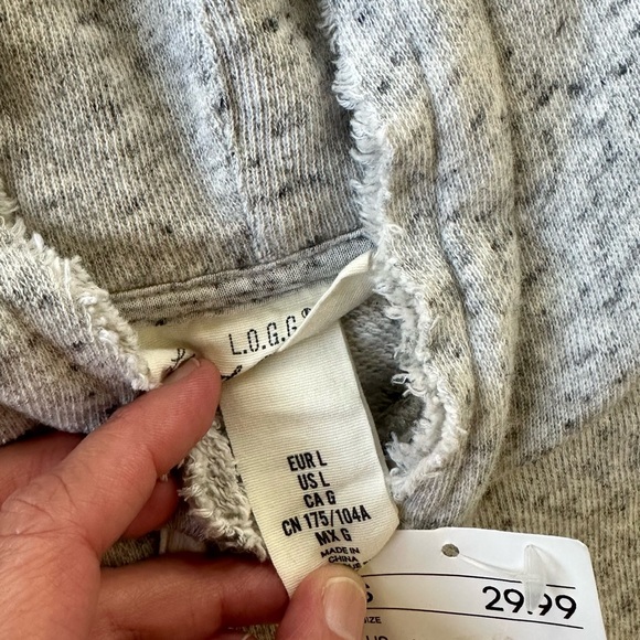 H&M Distressed Crop Sweater - Picture 4 of 8